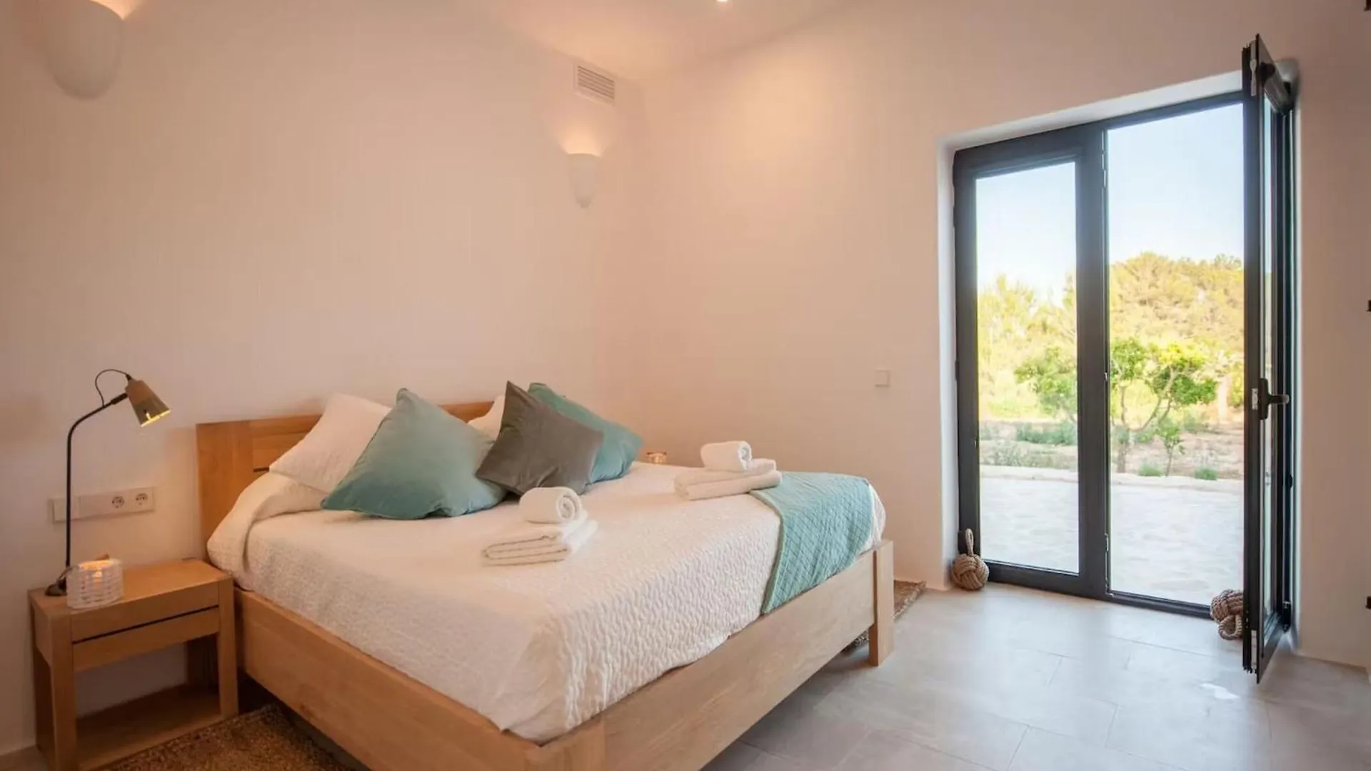 Charming Villa In The Heart Of San Rafael Santa Gertrudis  Santa Gertrudis (Ibiza)